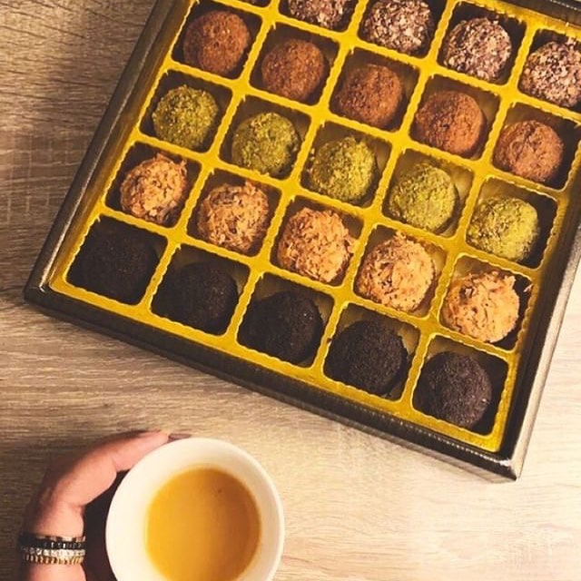 #هش #طري #لذيذ #بستاشيو #حلى #قهوه #رؤى_الصبان #افنان #يزيد_الراجحي #الرياض #اسر_منتجة #مع