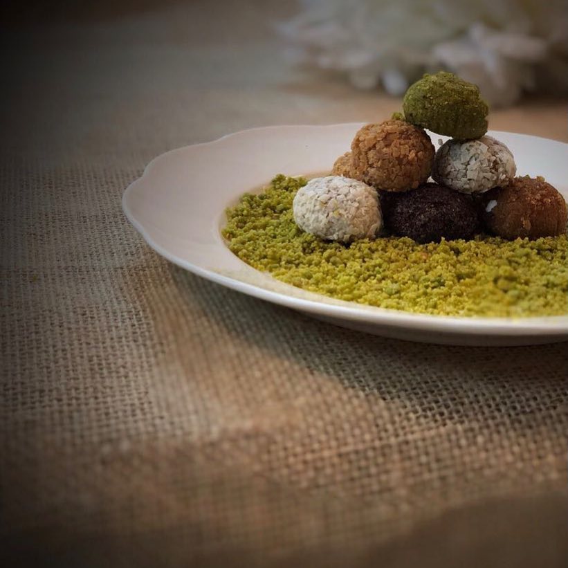 #هش #طري #لذيذ #بستاشيو #حلى #قهوه #رؤى_الصبان #افنان #يزيد_الراجحي #الرياض #اسر_منتجة #مع