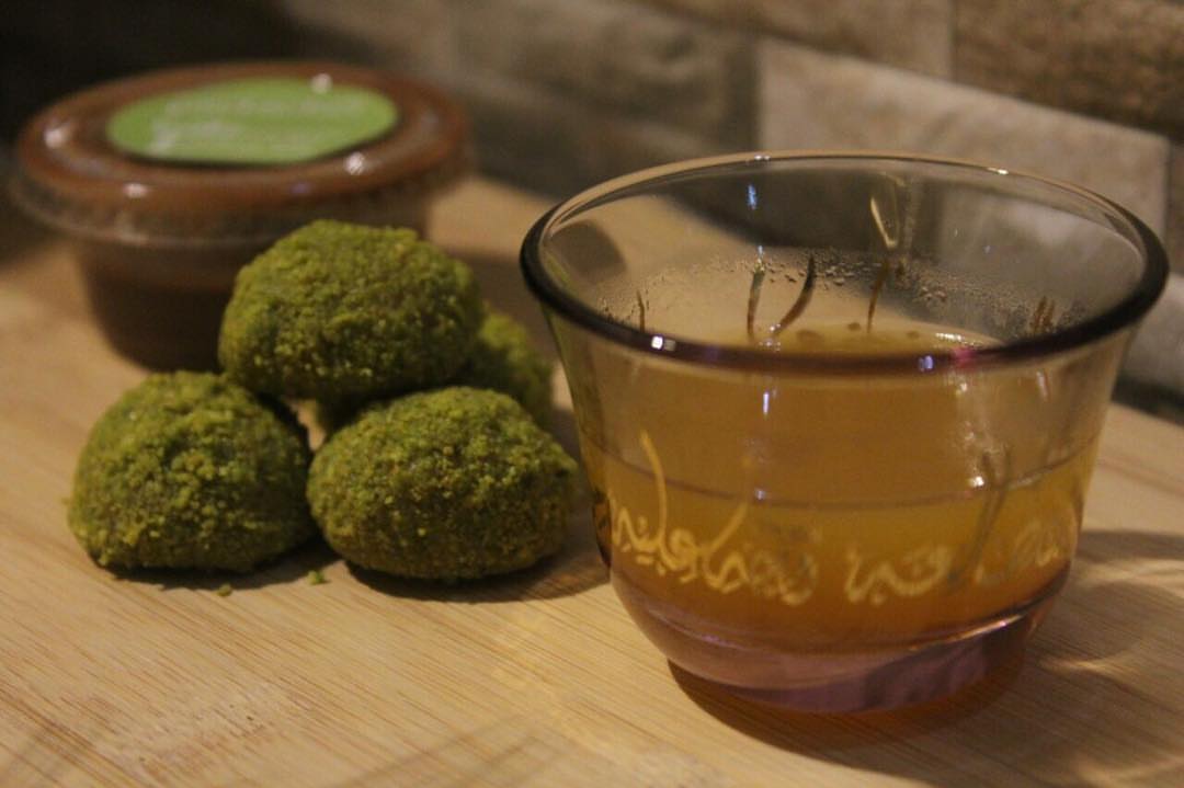 هش #طري #لذيذ #بستاشيو #حلى #قهوه #رؤى_الصبان #افنان #يزيد_الراجحي #الرياض #اسر_منتجة #معا