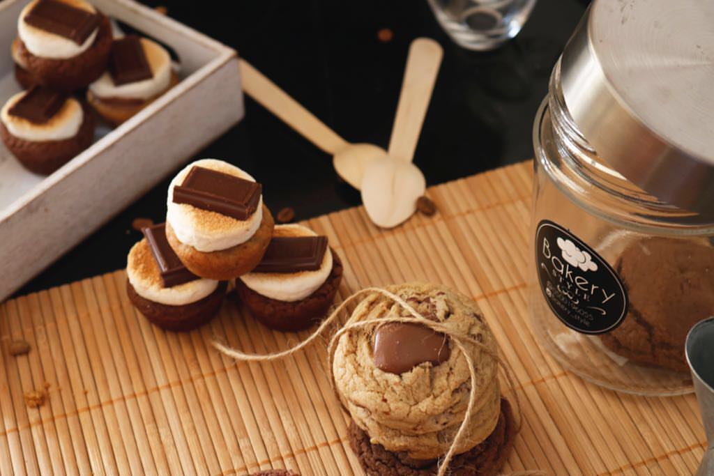 تشوكلت تشب كوكيز & سمورز كوكيز كبز ❤️ #chocolate #jar #yummy #delicious #cookies #dessert