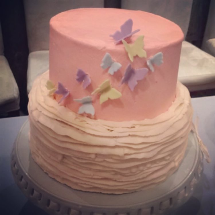Cotton candy icecream cake