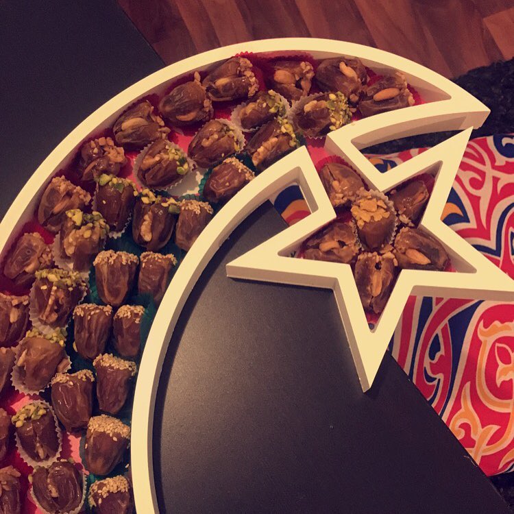 . تمرية هلال #رمضان .. للمناسبات والتجمعات الرمضانية .. . . #تمرية #تمر_رمضان #تمريه #date