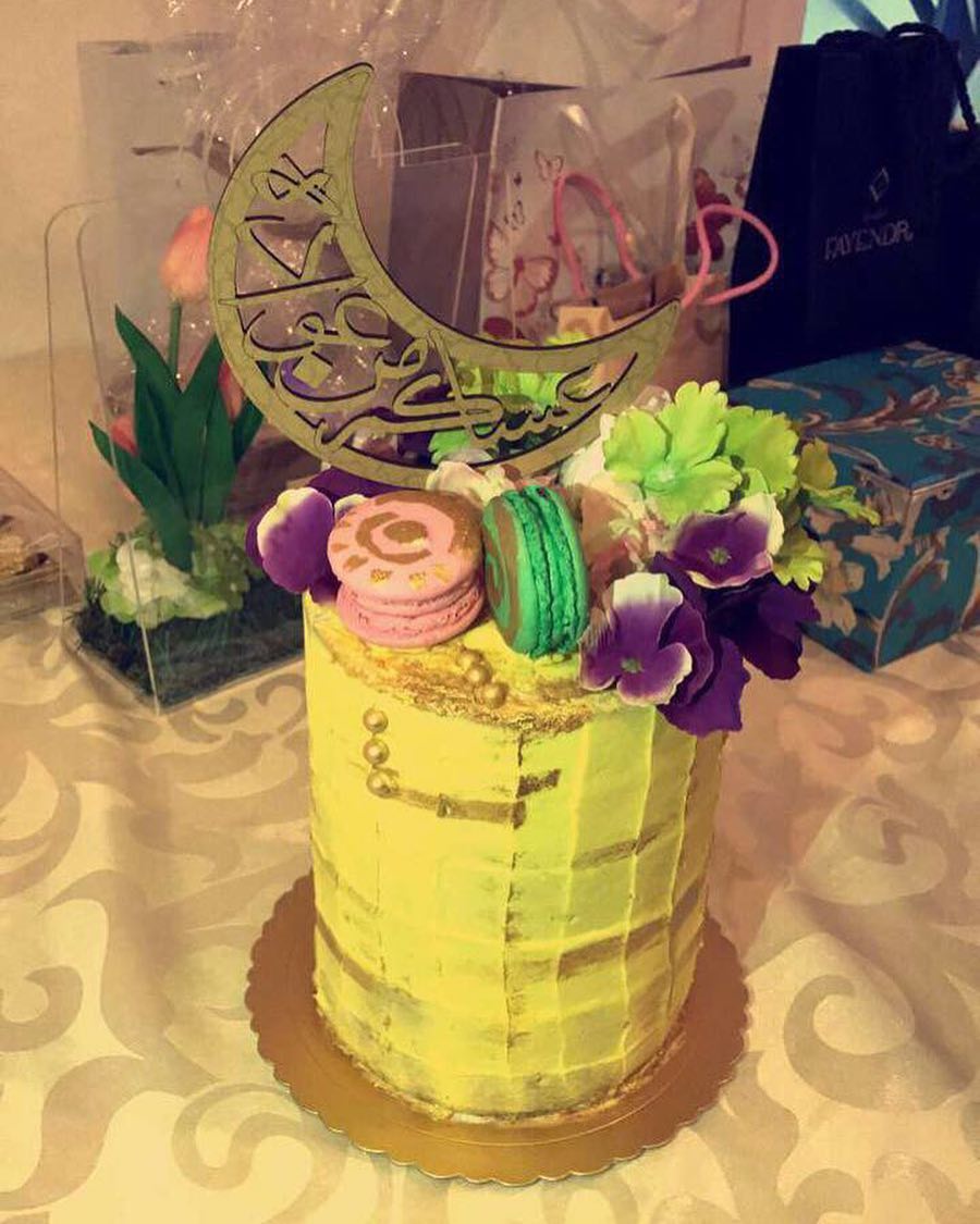 ٢٩٠﷼ ، ٦انش ٦طبقات . . إضافة تغريسه بـ ١٥﷼ ، إضافك ماكرون الواحد بـ ٥﷼ .لانقوم بنسخ اشكال
