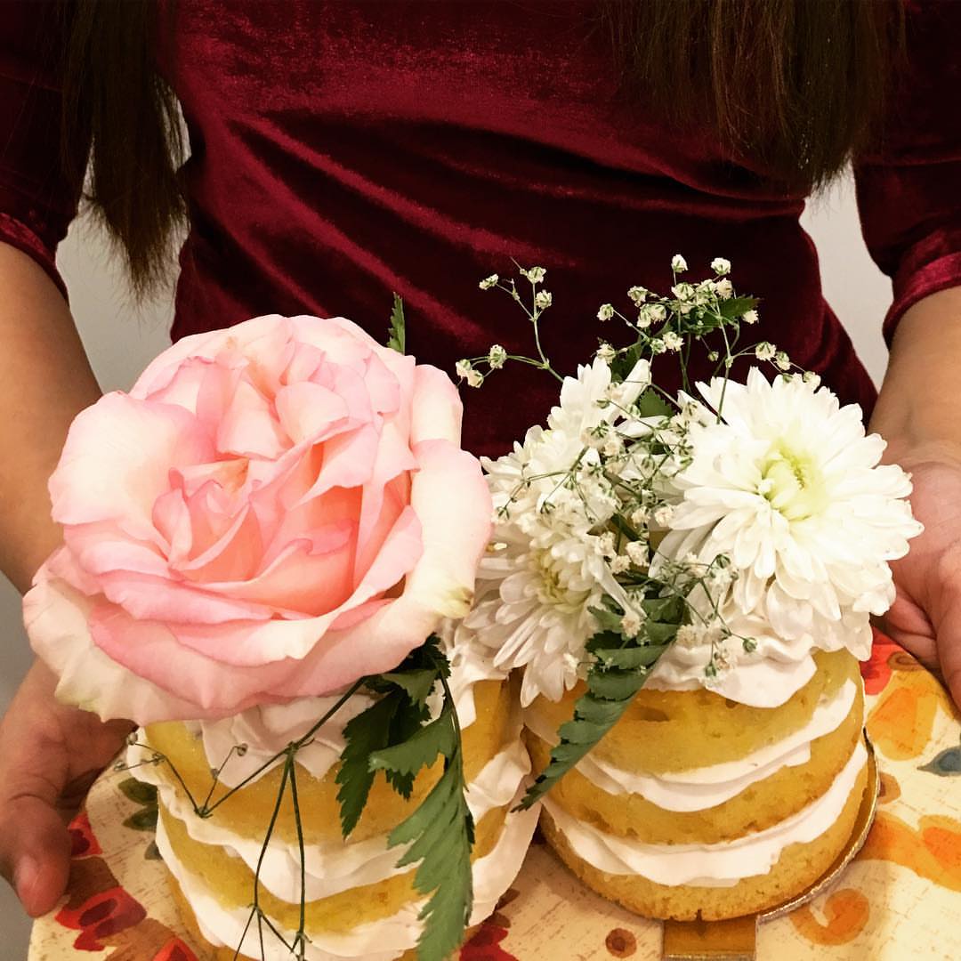 #Mine_naked_cake #naked_cake #cake #flower #sweets #carrotcake #carrot_cake #rice_boding #