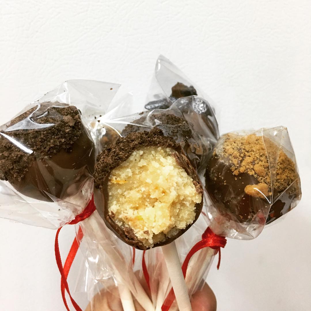 #Mini_cake #naked_cake #cake #cake_pops #sweets #carrotcake #carrot_cake #rice_boding #tre