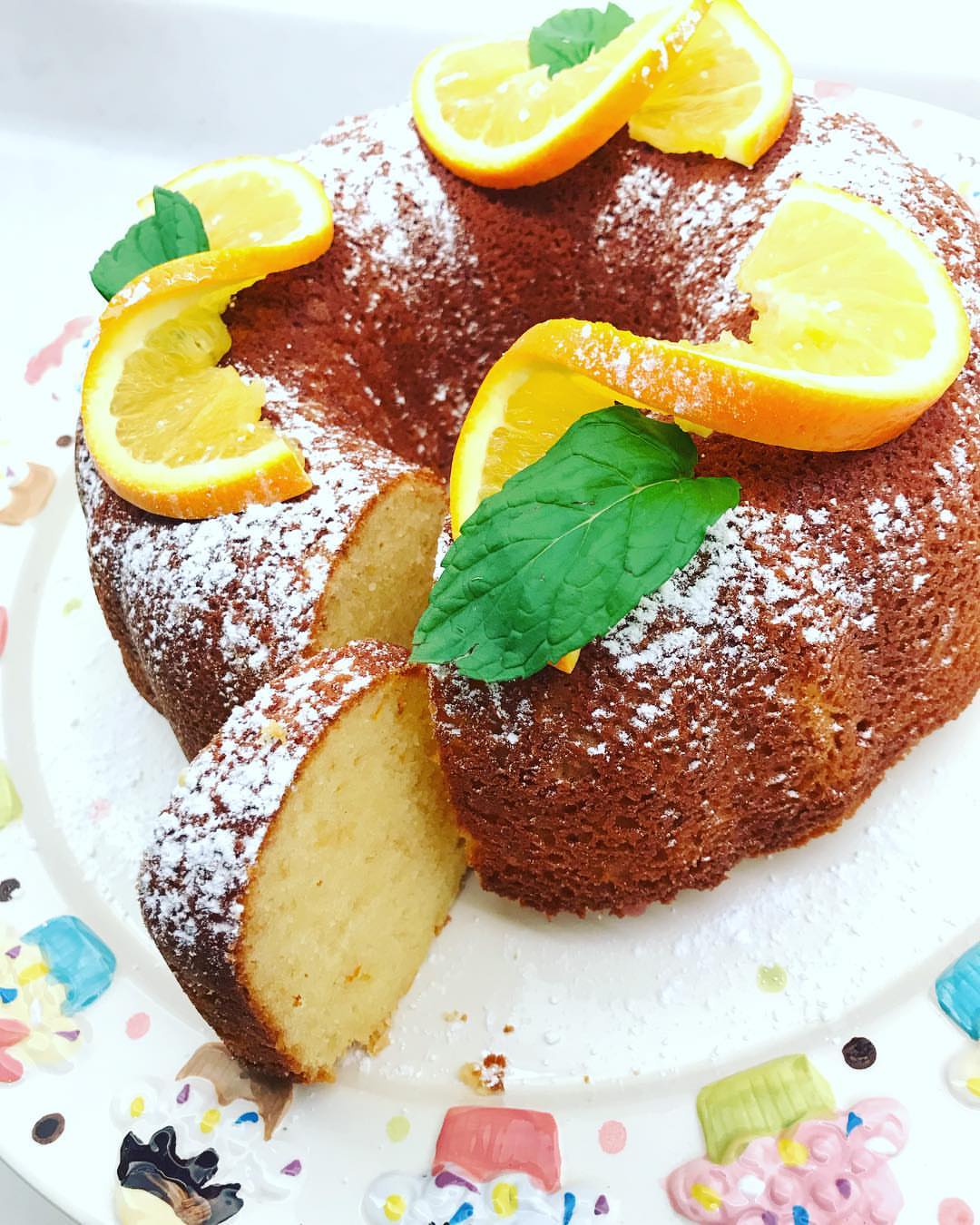 So delicious •• قهوة العصريه ماتكمل بدون كيك البرتقال وريحته في البيت اطلبوه متوفر يوميا ف