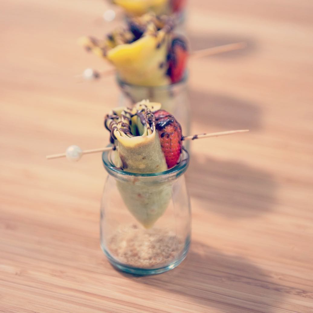 Tiny cups. جديدي توزيعات كريب بحشوة الشوكولاته