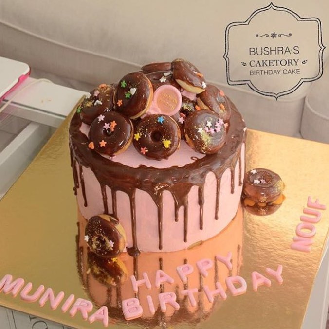 Doughnuts Cake 8"