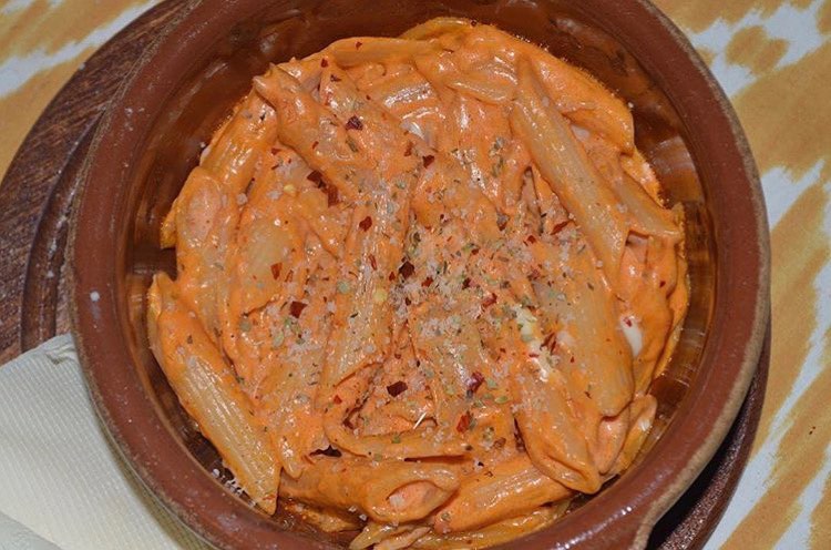 ايس كريم بنكهات شرقية