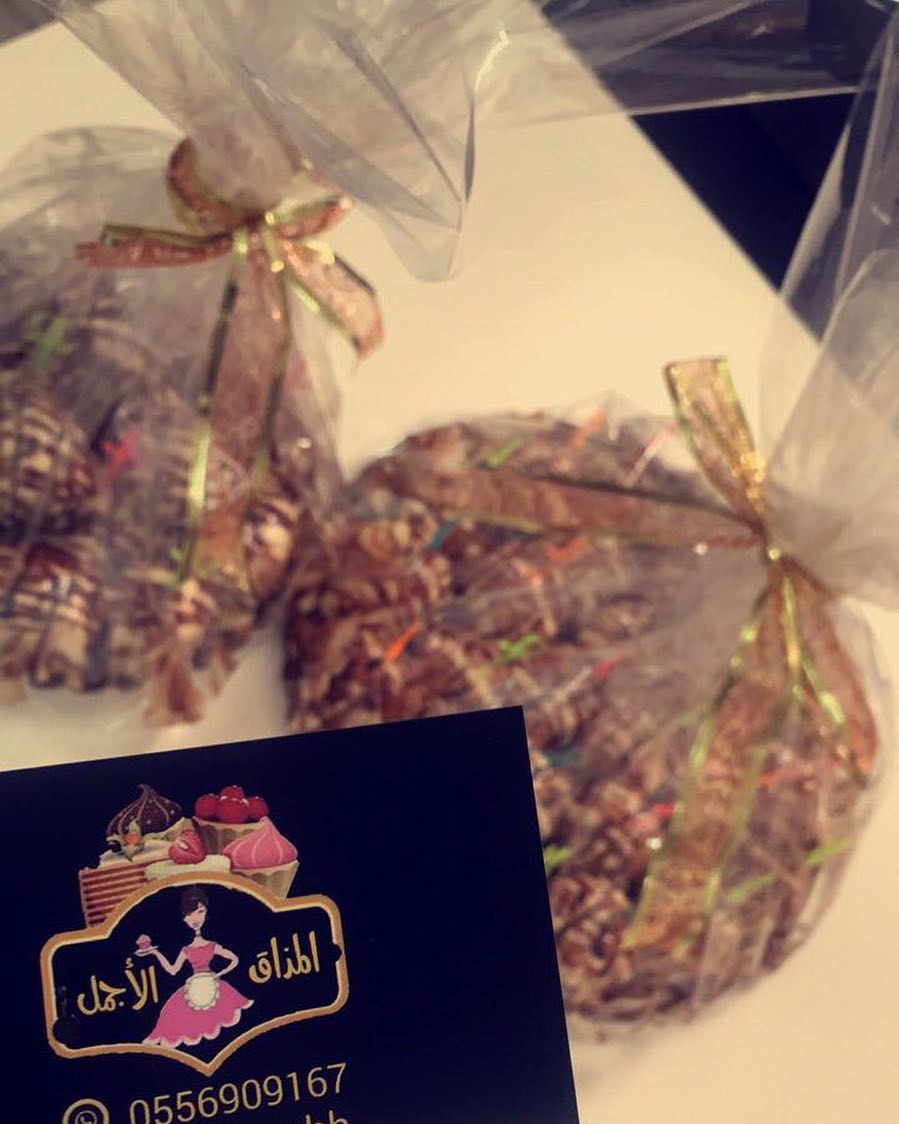 ____ طلبية اليوم عليهم بالعافيه..✨ . . . #سينابون#سينابون_قرفه#تشيز_كيك#فراوله#توت #هش#لذ