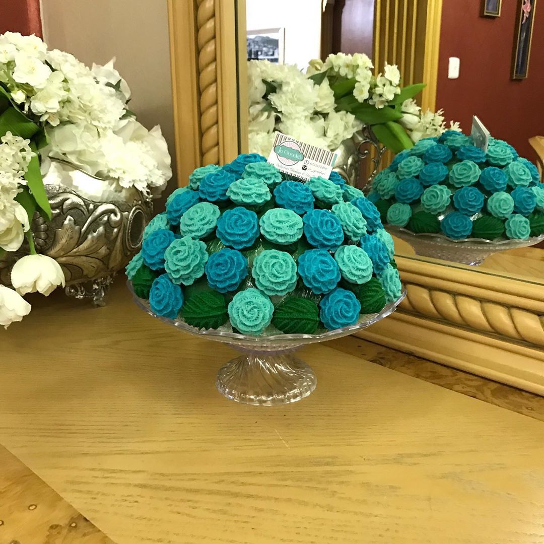 طلبية بوكيه صغير ورود المعمول بالتمر #معمول #حلويات #تمر#طلبية#جدة#السعودية #اكل#ورود#تصوي
