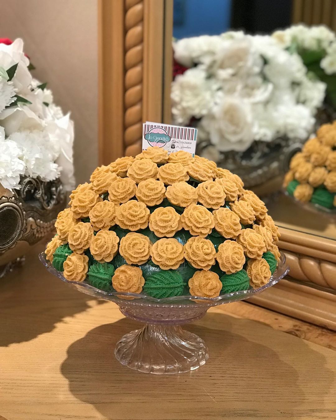 طلبية بوكيه كبير ورود المعمول بالتمر #معمول #حلويات #تمر#طلبية#جدة#السعودية #اكل#ورود#تصوي