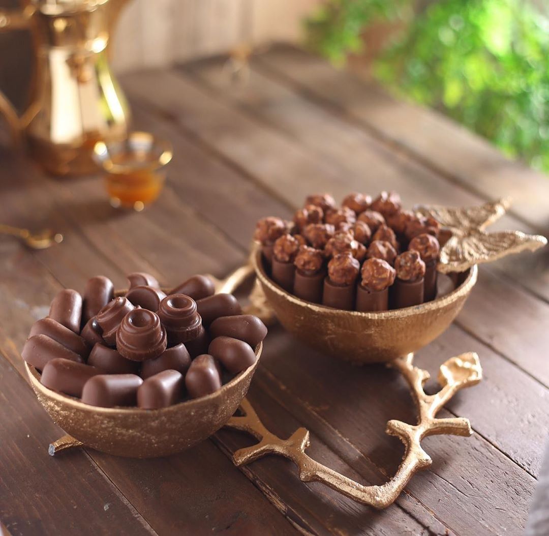 Chocolate original . . البوكس 42 قطعه . السعر 84 SAR 3 نكهات مختلفه الكرك العسل الزعتر الم