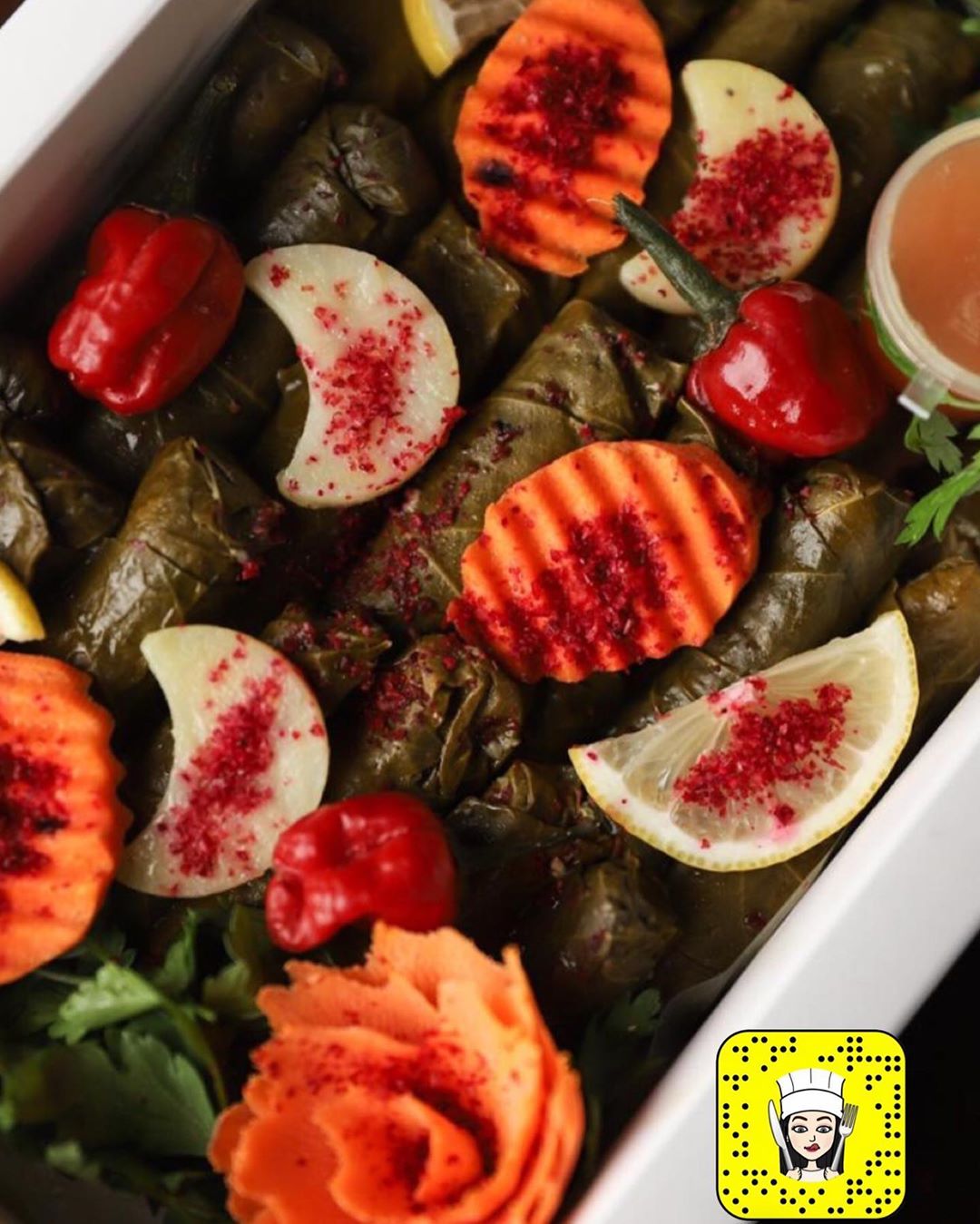 ورق عنب سبايسي وحامض ♥️ تحصلونه بمحل الحلوى اللذيذه .. و الطعممم يمممممي ٠ ٠ #القصيم #الرس