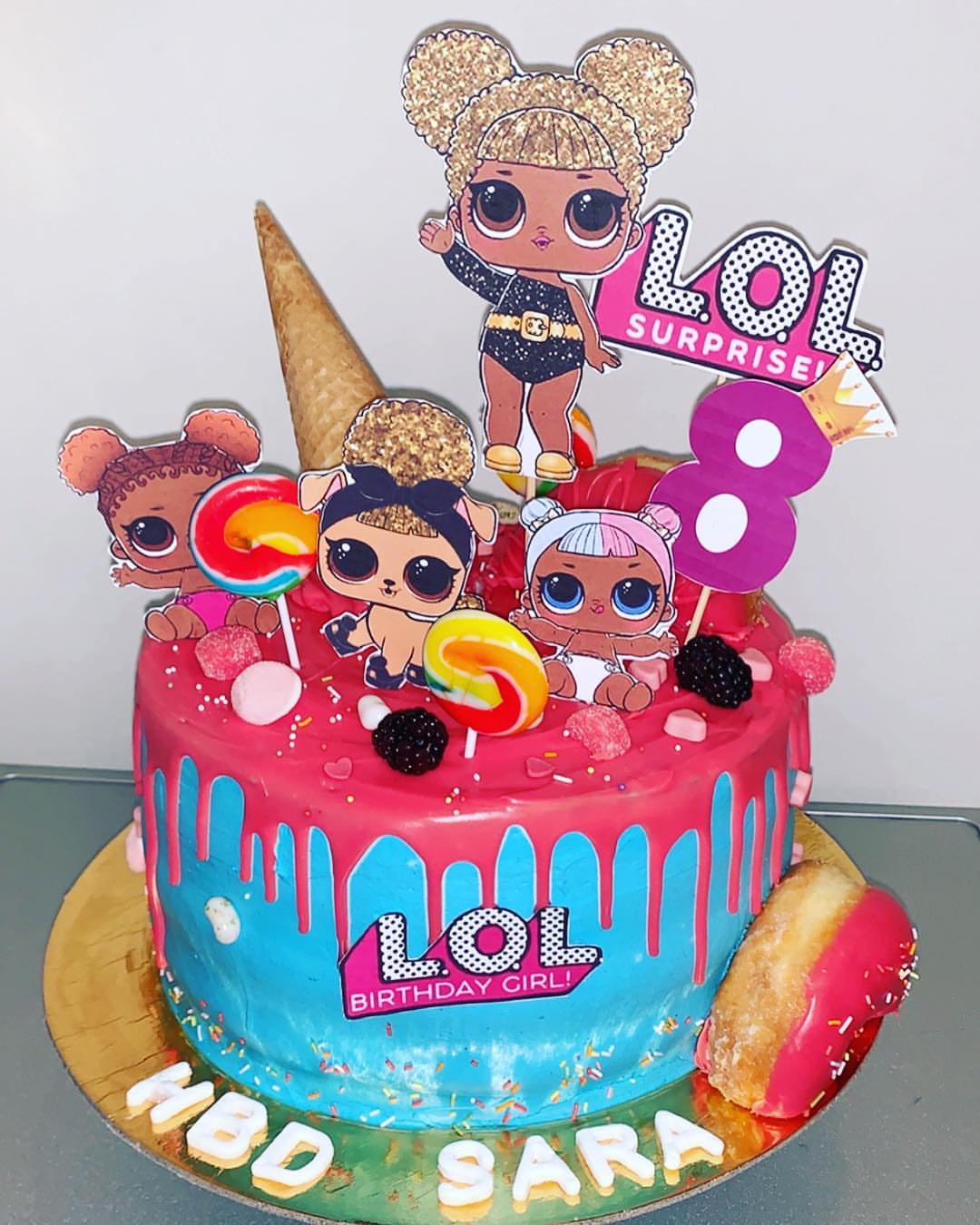Lol surprise cake ابتدا من ١٨٠ ريال