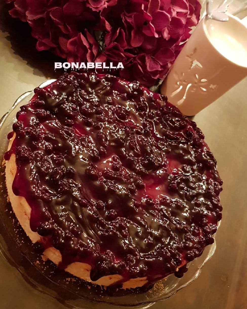 Cheesecake blue berry Price:165 Rs