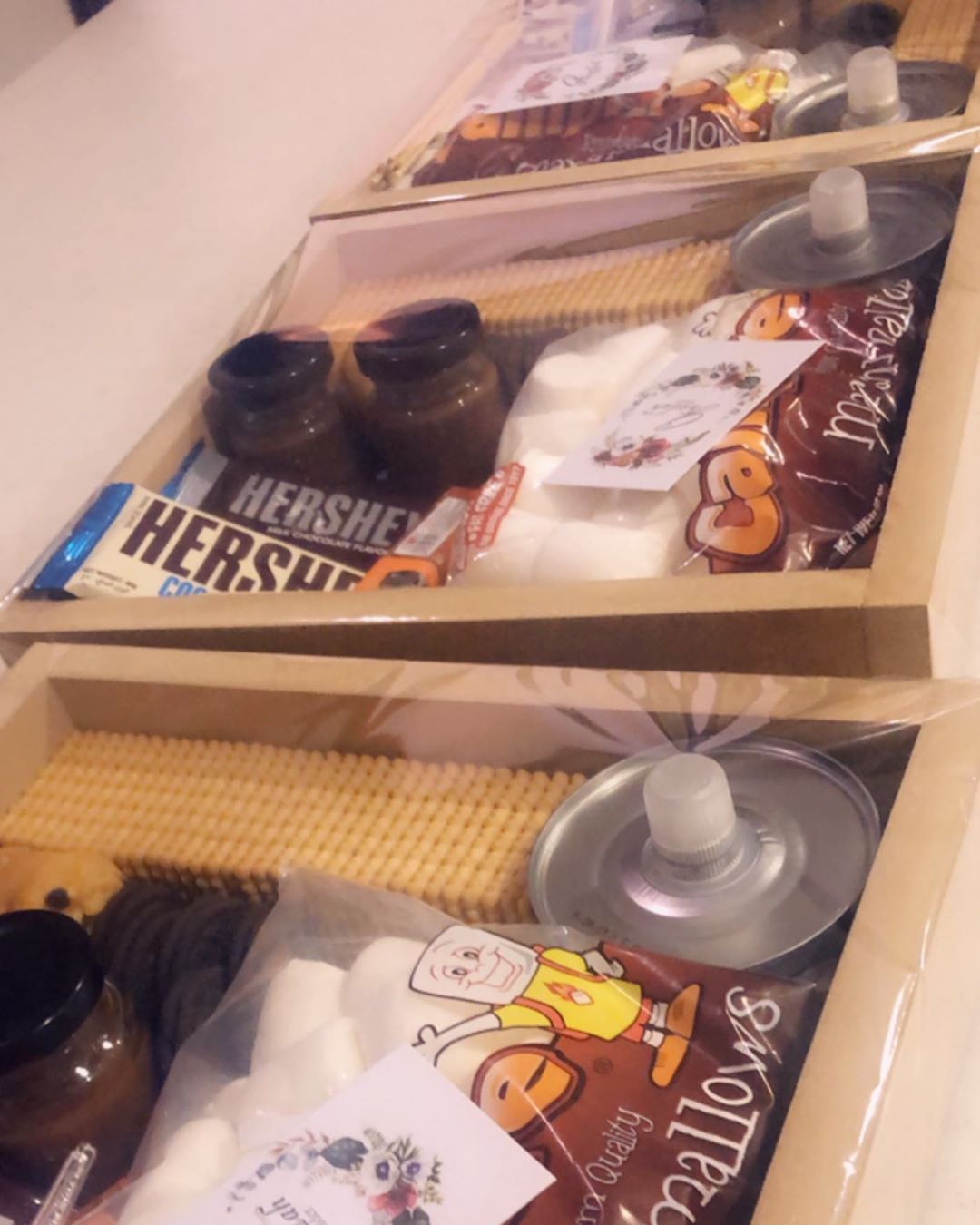 ب العافيه حبيبات قلبي ♥️ .. من طلبيات اليوم ♥️ ‏#smores #smoresbar #سمورز #سمورز_بار #موسم