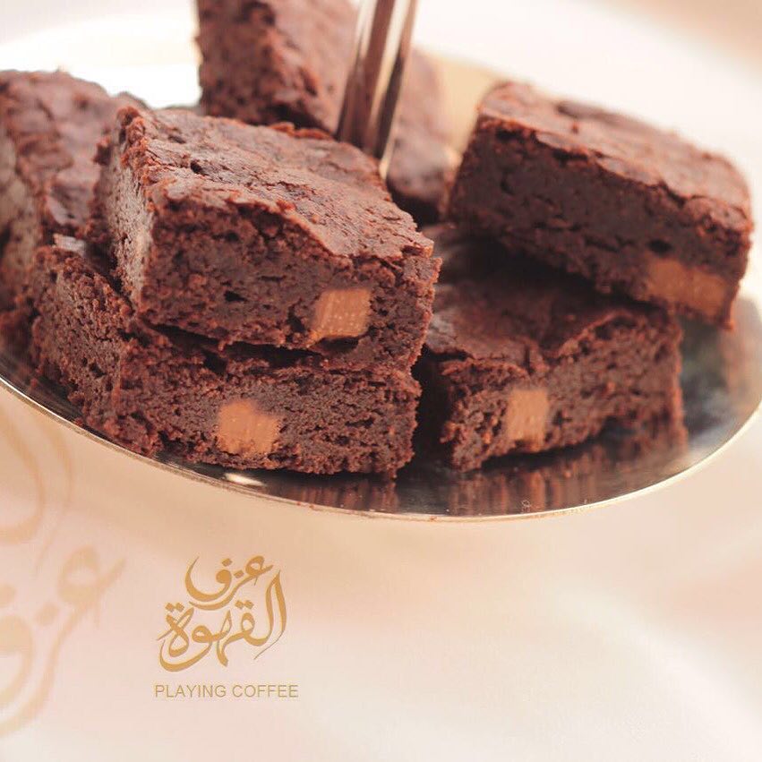 براونيز #عزف_القهوة غني بالشوكولاتة الفاخرة ✨ متوفر كمية محدودة للطلب واتساب حياكم
