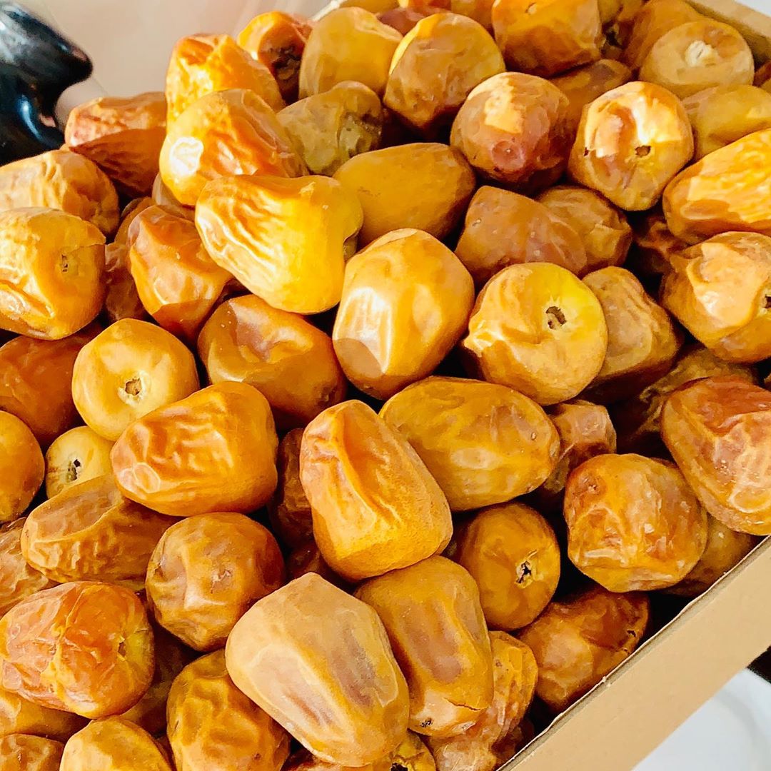 حجم التمرة .. يفرق كثير #jana_dates