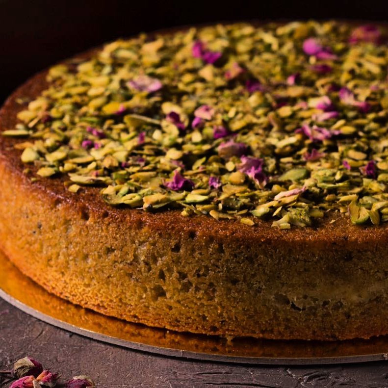 بسبوسة الفستق - - - - - - - - - #homemade #arbicfood #desserts #sweets #bakery #cake#pista
