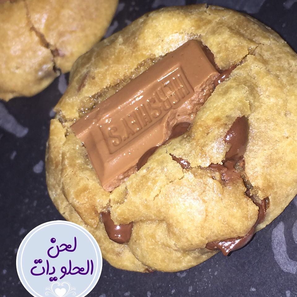 للطلب قبل بيوم عبر الواتس/ الدايركت مسج ونصنع لكم قطع من الحلوى بكل حب