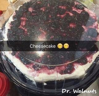 Cheesecake بسكوت، زبدة، كريمة، جبنة، جيلاتين مربى #dr_walnuts #yummyfood #cake #cheesecake