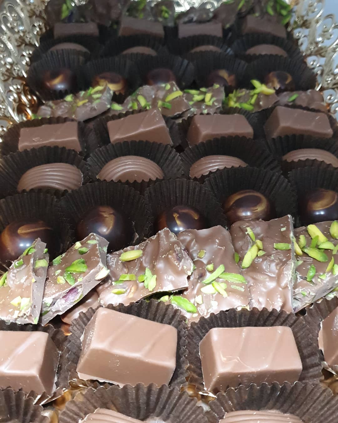 Chocolate for all time ♥ . . شوكولاتة بلجيكية مشكله ♥