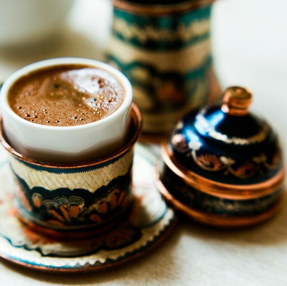 مسائكم بالقهوة التركي