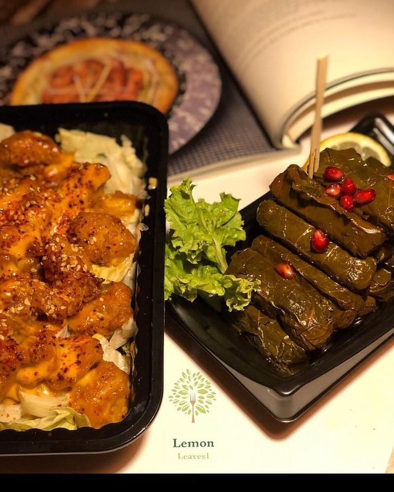 كل ماتحتاجه الان شبة نار وورق عنب ليمون ليڤز يونس جلستك الشتوية ⛅️ . . . . . #ورق_عنب #fo
