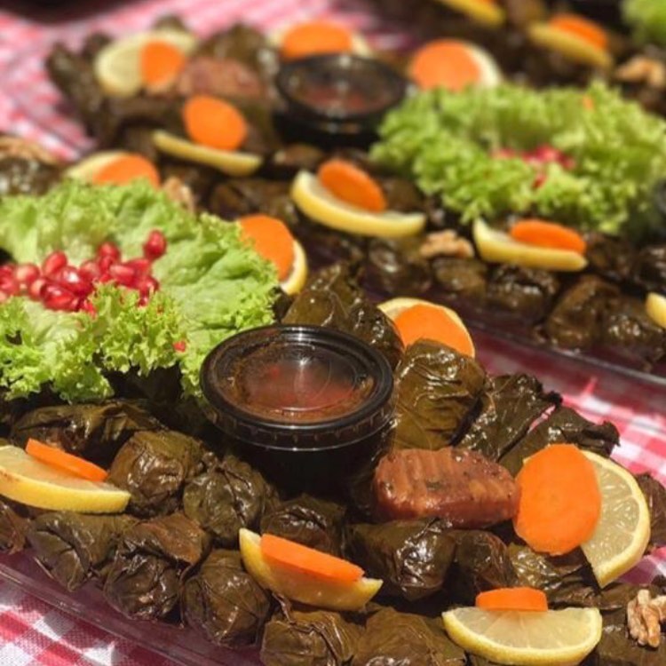 ‏أعزمني على #ورق_عنب فربما انا لست بخير #اليوم_الوطني #الرياض #السعودية #saudiarabia