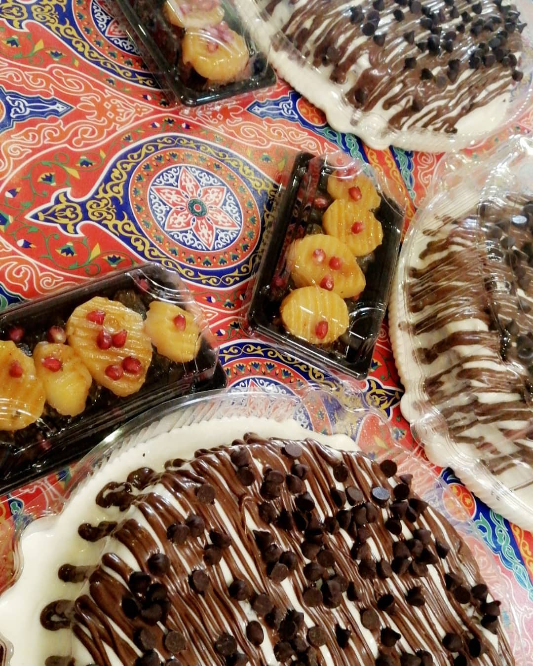 . . . . . . #سينابون#سينابون_واو#ورق_عنب#ورق_عنب_واو#المذاق_الرائع
