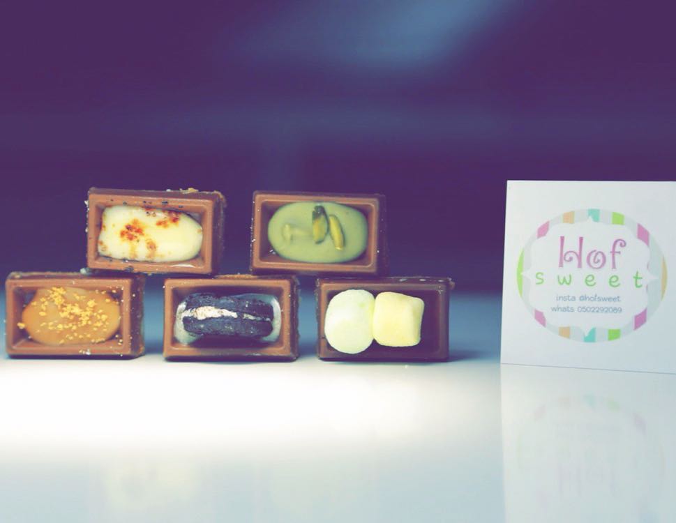هنا تكمن اللذاذه ❤️❤️❤️ #jeddah #sweet #mini #chocolate #marshmallows #lutes #oreo #pistac