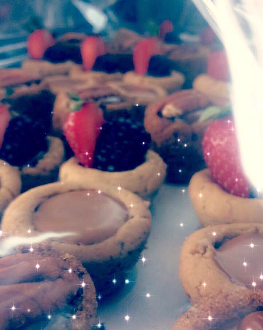 تشكيله من كب النوتيلا و كب اللوتس و ميني كيك التمر #توزيعات #ضيافه #رمضان #جديدنا #كب_اللو