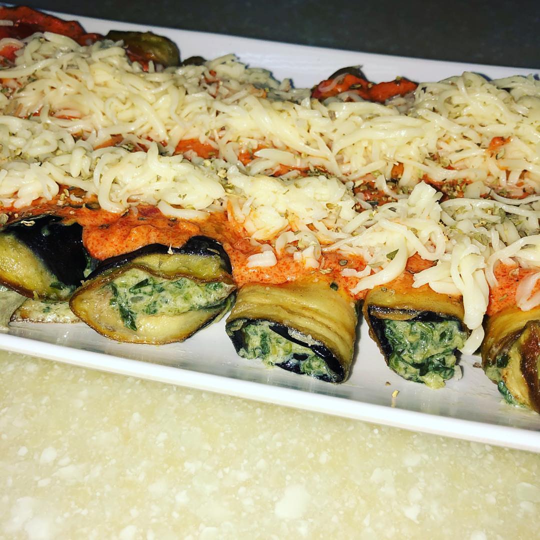 ألذ لفائف باذنجان بحشوة السبانخ الكريمية❤️