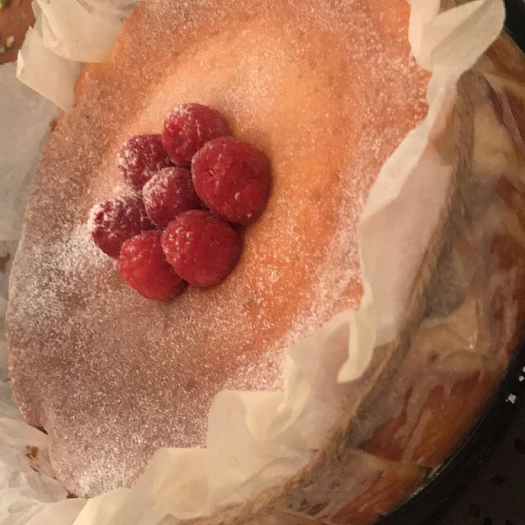 سان سبستيان متوفرة حاليا، للطلب قبل بيوم واحد فقط!
