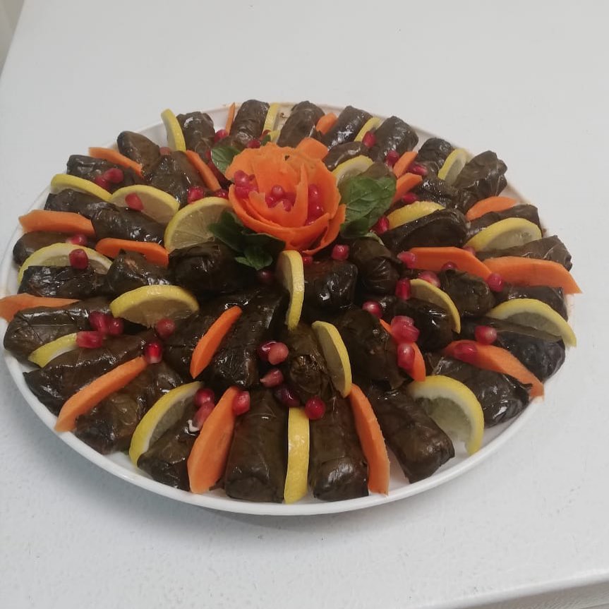 ولا ألذ ورق عنب ناطع