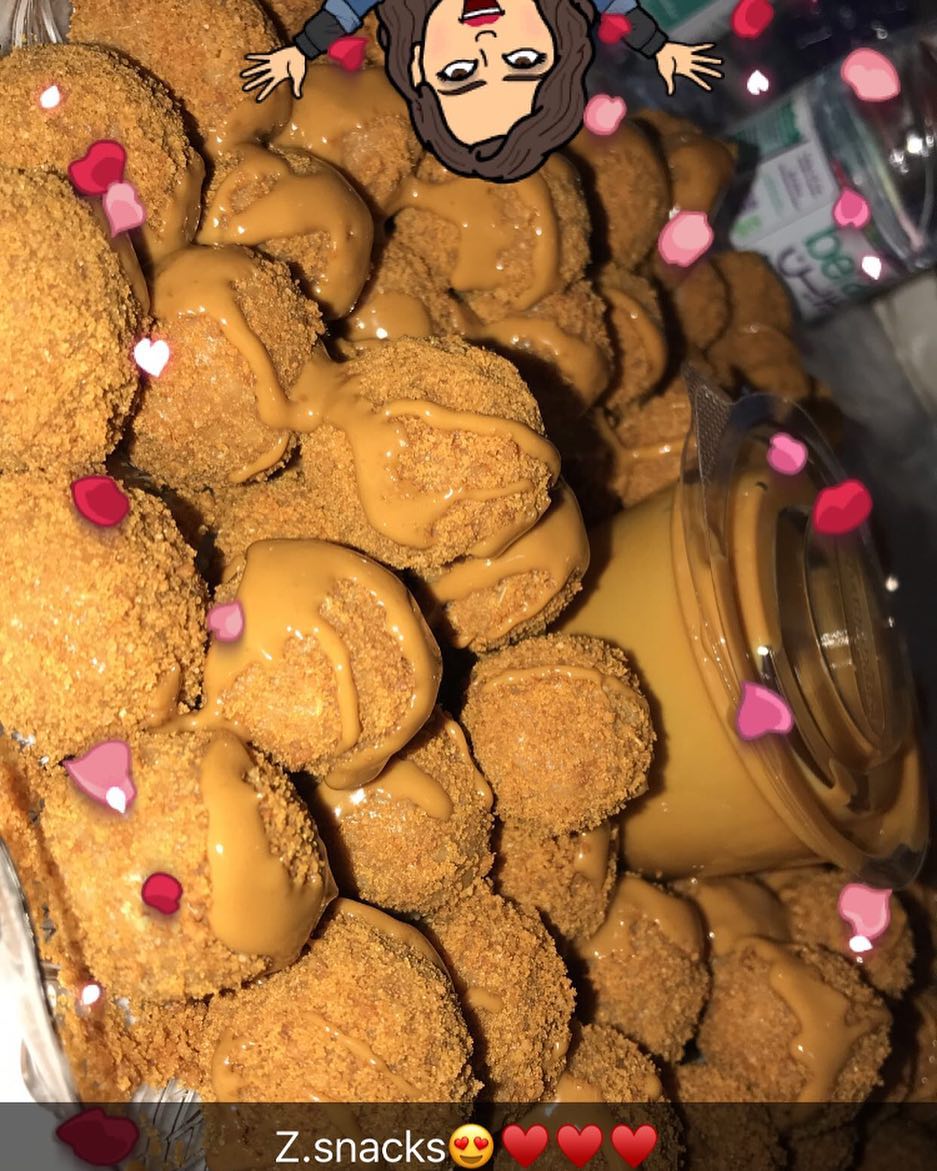 Lotus crunchy balls ألف عافيه عليكم يااارب #الرياض #قهوه #سناك #ضيافة #ضيافة_مميزه #تقديما