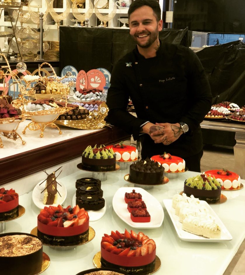 Thank you #chefdiegolozano Add new information to me . .. .. # like#chef #cake #bakery #lo