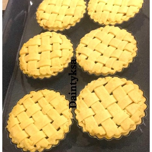 فطيرة التفاح بعد الخبز..... .. الحجم الوسط✨ .. #فطيرة_تفاح #فطيرة #المدينة #لقطة_جميلة #ل