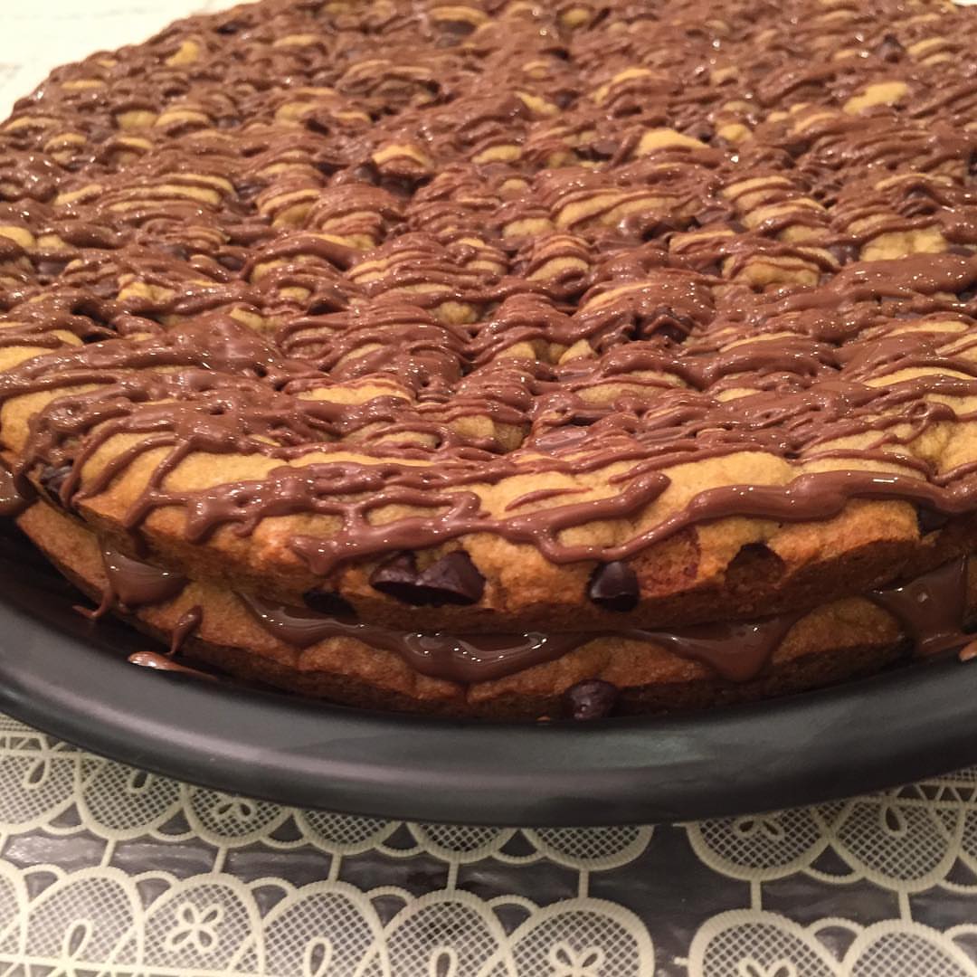 #cookies #cake #كوكيز #كيكة #نوتيلا #هيرشي #جدة #لذيذة #كادبوري #كيندر #جالكسي #كب_كيك_كوك