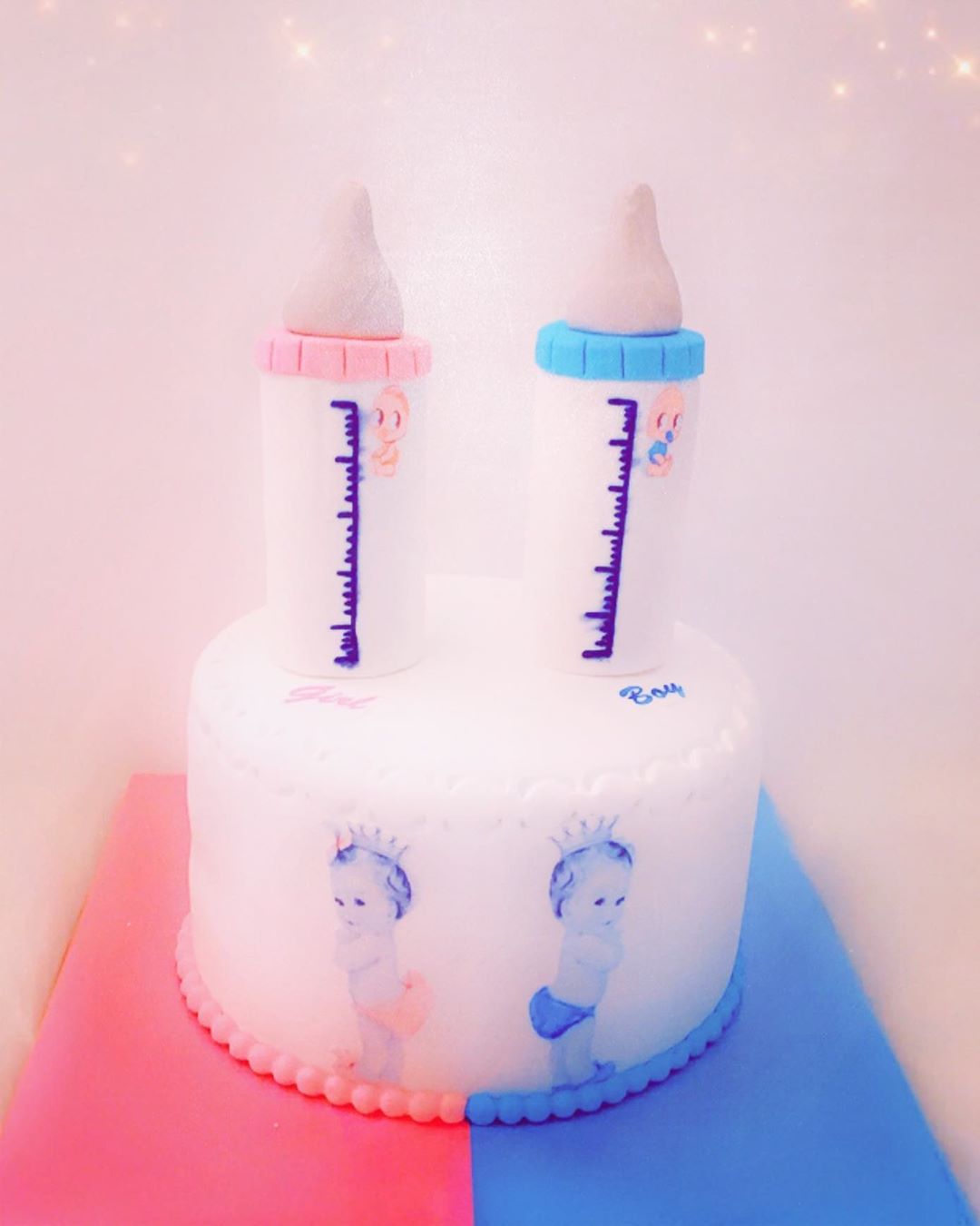 #loveu #love#ganash #birthdaycake #كيكة_ملكة #كيكة_توديع_عزوبية#بارتي#عيد_ميلاد #تاجرات_جد