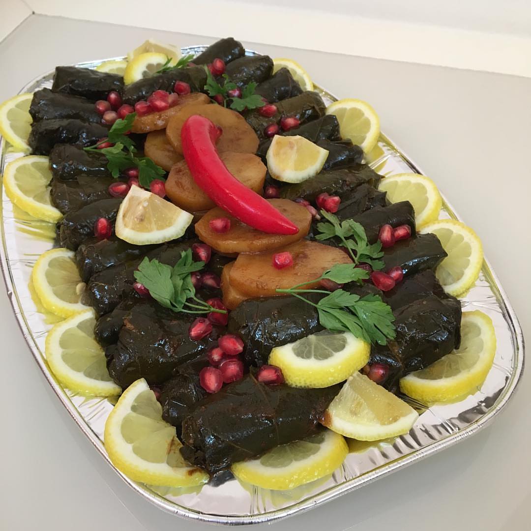 ورق عنب حامض حلو الحبه بريالين