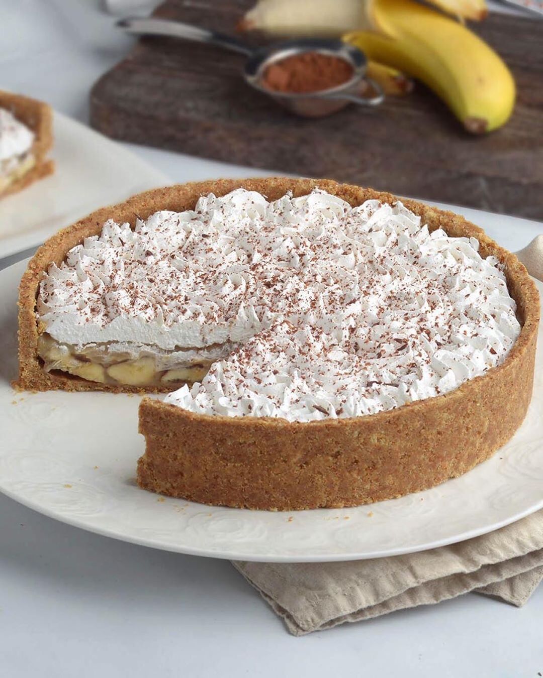 Banoffee Pie for banana lovers بانوفي باي لعشاق الموز