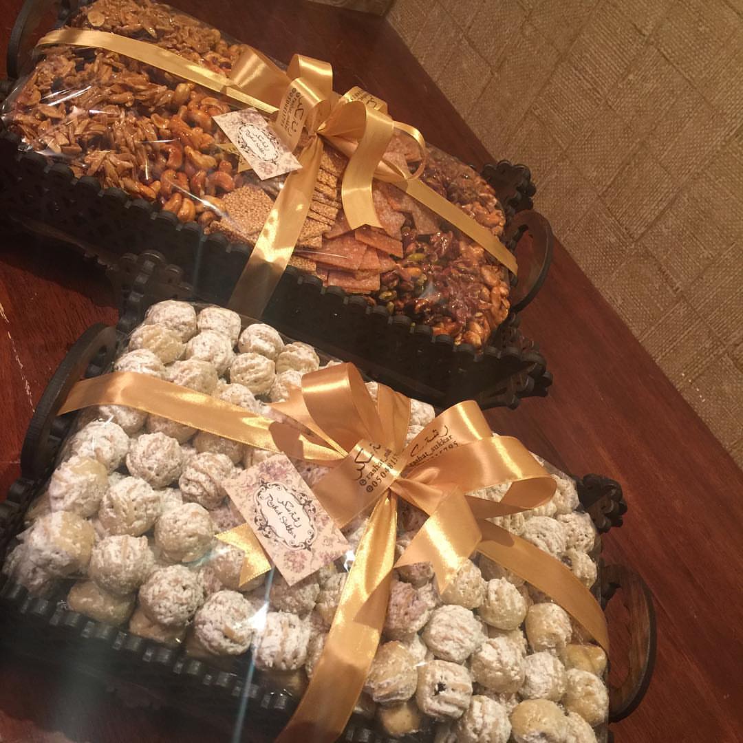 #مكسرات #معمول #غريبة