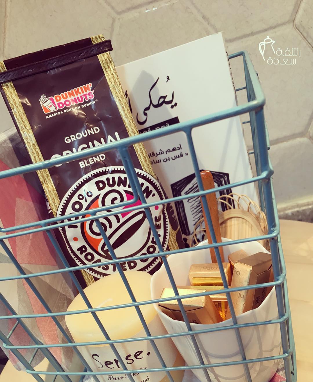 - و من مُتع الدُنيا جلوسك خالياً وحيداً سوى من قهوة و كتاب ❤️ - للطلب ‏ WhatsApp: #الظهران