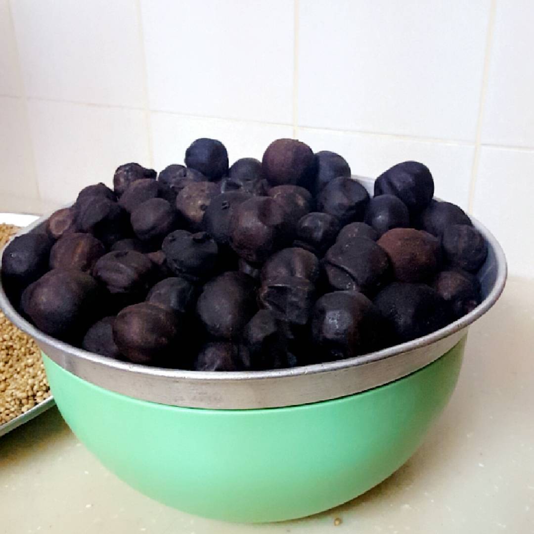 مرحلة التنظيف والتجفيف #بهارات #الحريق #نجد