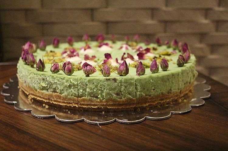 تشيز_فستق#تشيز_كيك #تشيز_فستق #حلى_عشاء #ابداع_بناتنا #حلى_قهوه