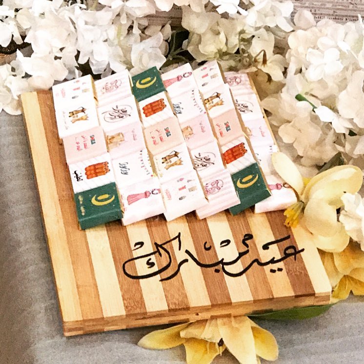 صينية شوكولاتة بلجيكية بثيم العيد . . 30 حبة . . السعر : 140 ريال . . #كاكاوير #الرياض #شو