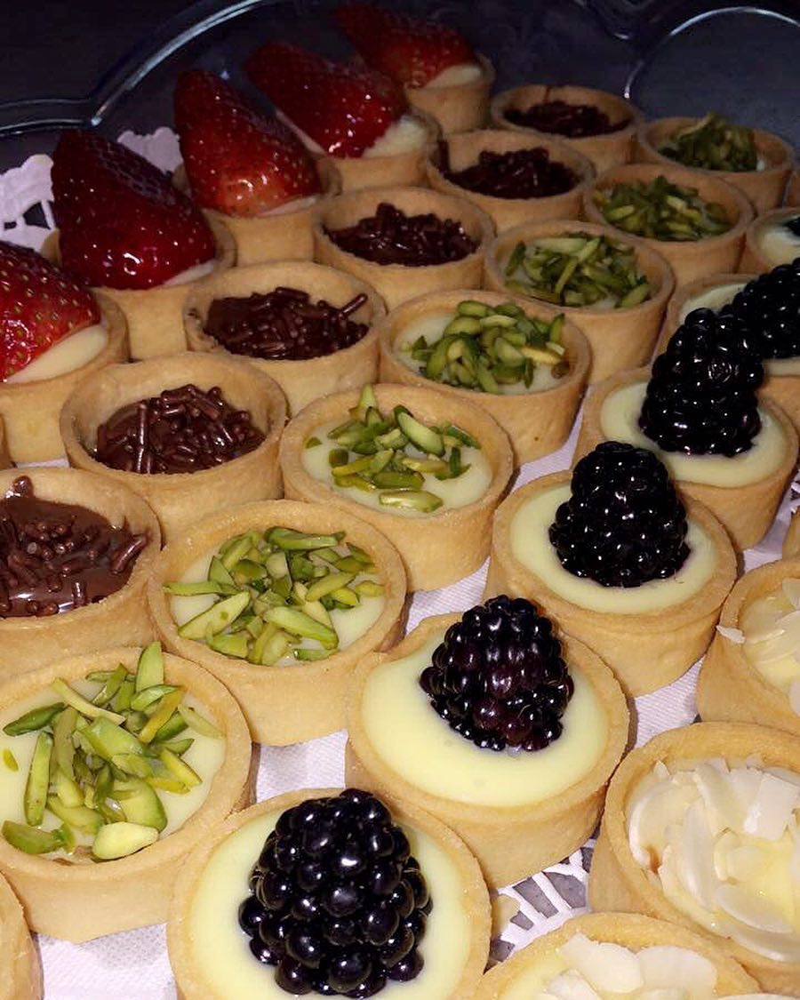 طلبيات زبوناتي بالعافية عليهم #ضيافة #تشيزكيك #شيزكيك #تارت #حلا #فواكه #مطاعم #تسليم_فوري