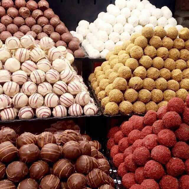 #تروف #ترافل #تركيا #تشوكليت #العيد #رمضان #morelovesweet بدأنا بترتيب تشوكليت العيد لزبائ